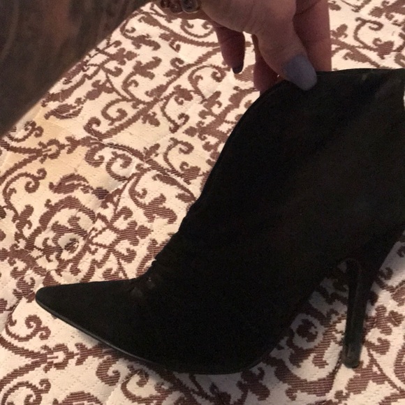 Guess booties - Picture 2 of 5